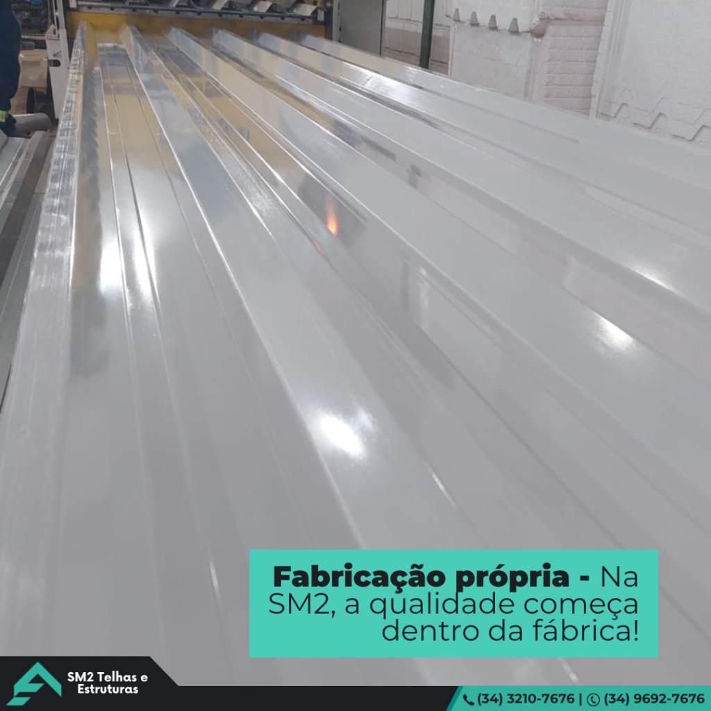 Fabricação própria. Na SM2, a qualidade começa dentro da fábrica. Fale com a SM2 e escolha telhas fabricadas por quem entende do processo.